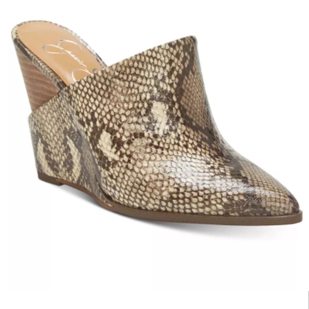 NWOT Jessica Simpson Snakeskin Heilo Mules Size 6